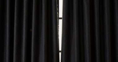 curtains cause melatonin disruption