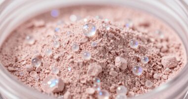 microplastic ingredients in cosmetics