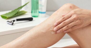 preventing ingrowns during hair removal