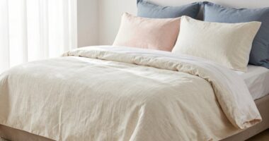 top 15 luxury linen sheets