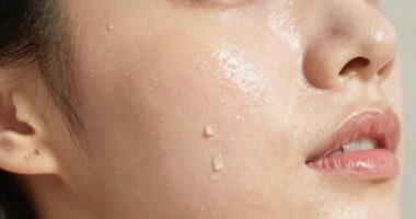 yes over moisturizing can occur