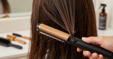 harmful hair brushing habits
