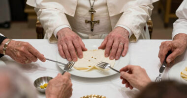 Pope Leo shares meal with vulnerable guests at Castel Gandolfo